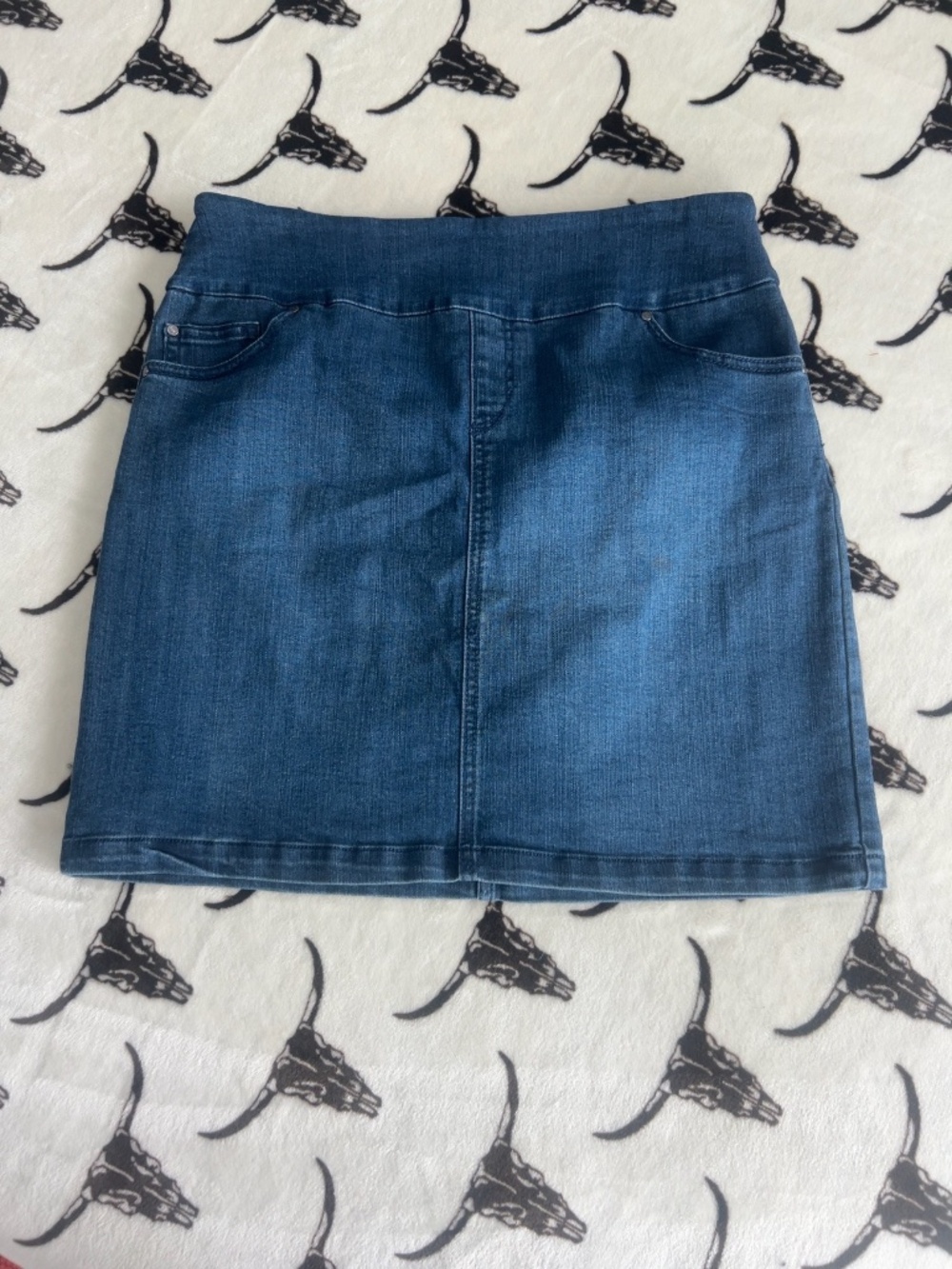 S.C. & Co Denim Skort Size M Blue Stretch Pull On Built In Shorts